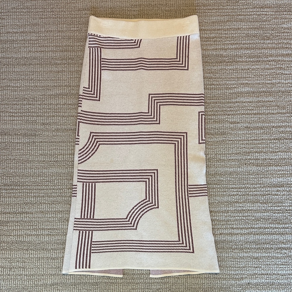 H&M Cream and Brown Geometric Midi Skirt
